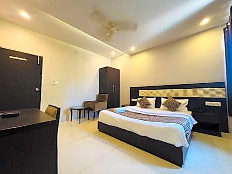 Hotel Anchal Villa By YB Hotels