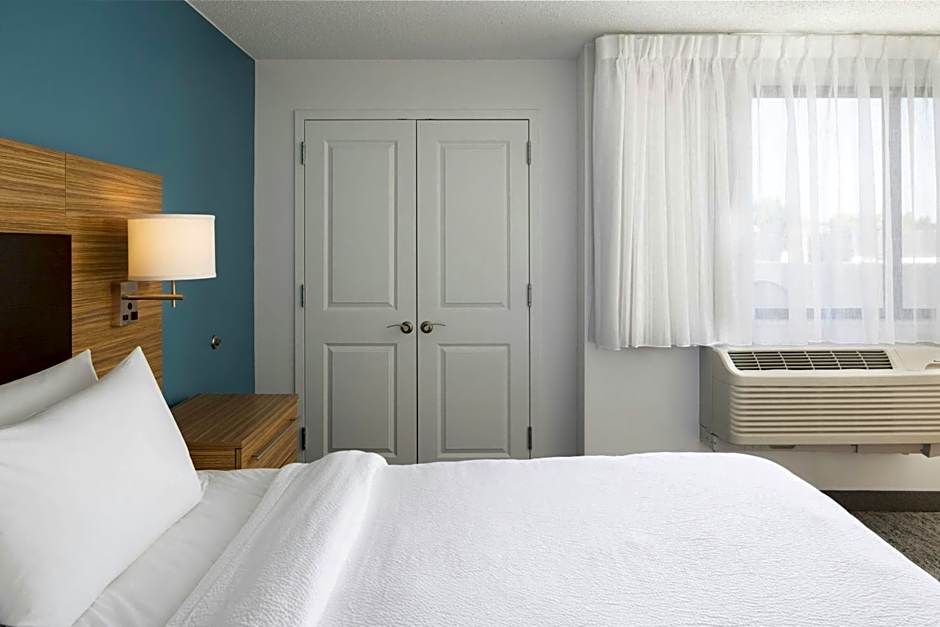 TownePlace Suites by Marriott Latham Albany Airport