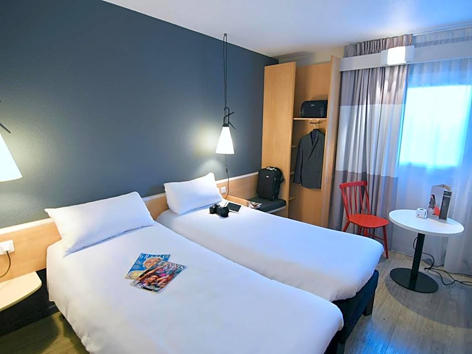 Photo 1 sur 5 de Standard 2 Beds