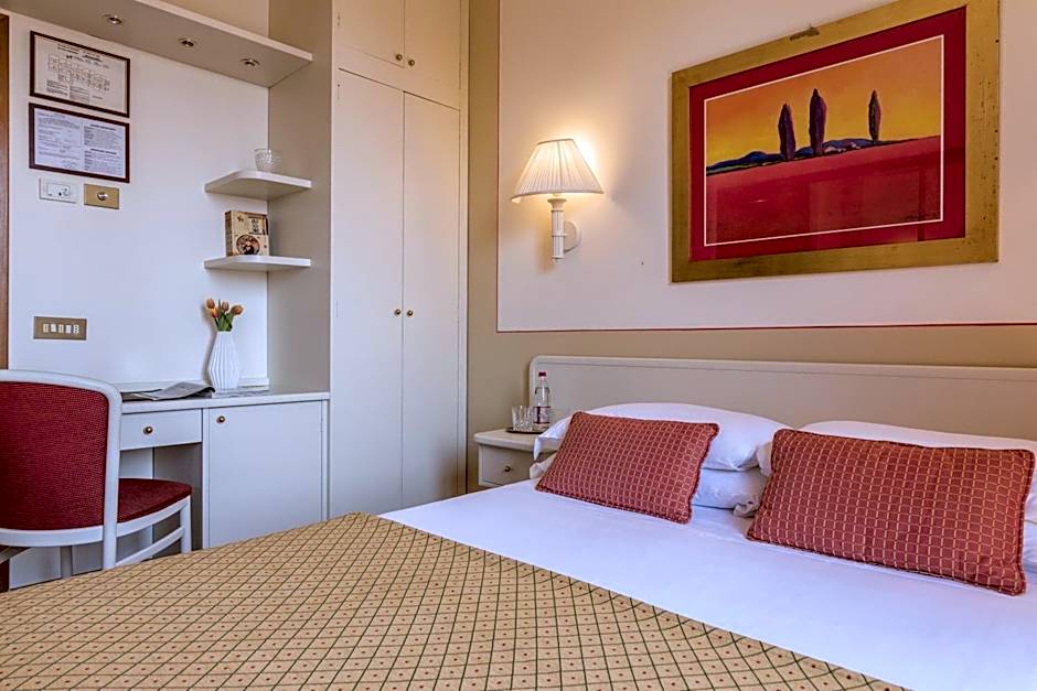 Relais Santa Chiara Hotel