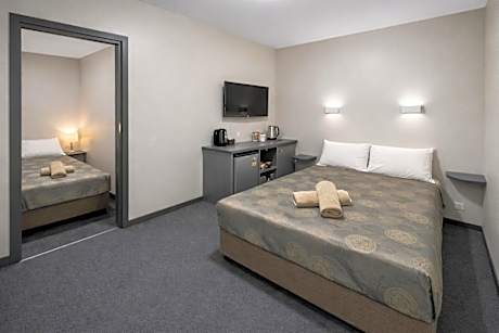 Broken Hill Tourist Lodge