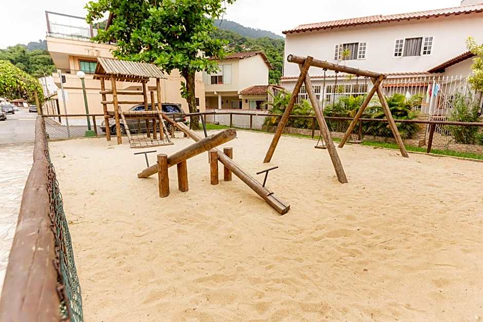 Apto a 800m da Praia do Jardim em Angra dos Reis