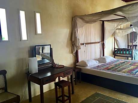 Double Room with Balcony and Sea View