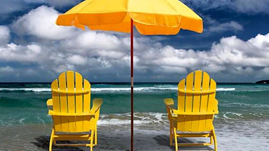 Charming SPI family condo - walking distance to the beach, Sleeps 6, Third Floor, 2026 Traveler Award