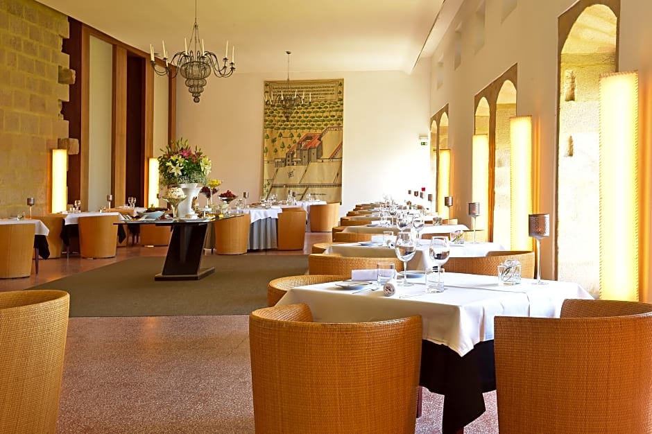 Pousada Convento de Arraiolos - Historic Hotel