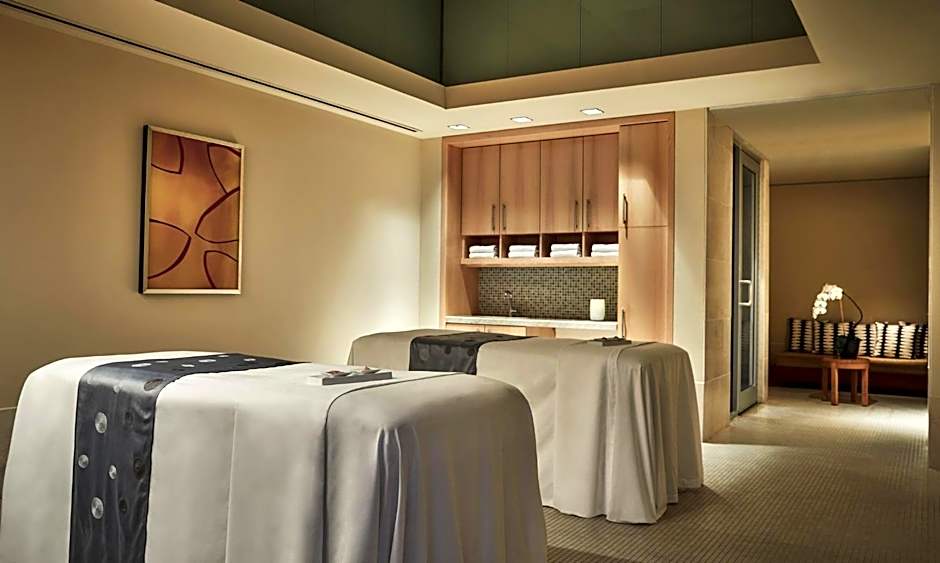 Four Seasons Hotel St Louis