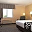 La Quinta Inn & Suites by Wyndham Tampa East Fairgrounds