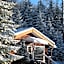 Kan-à-Mouche Pourvoirie Auberge et Chalets
