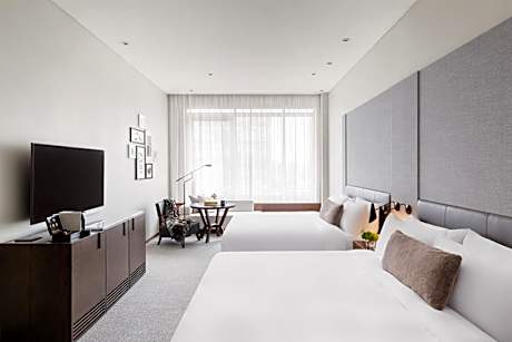 Deluxe Queen Room with Two Queen Beds