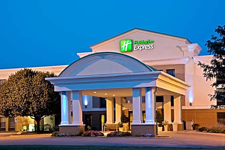 Holiday Inn Express Indianapolis Airport by IHG