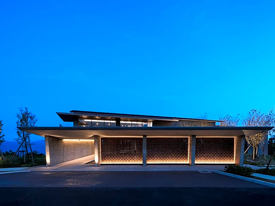 GOTO RETREAT by Onko Chishin