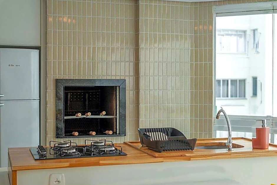 ITNC024- Apê com 4 quartos na Av. Atlântica de BC