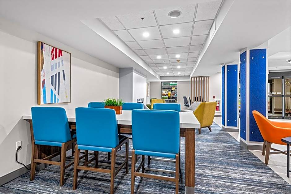 Holiday Inn Express Carneys Point New Jersey Turnpike Exit 1 By IHG