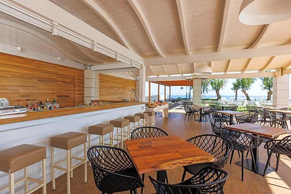 Malia Bay Beach Hotel & Bungalows