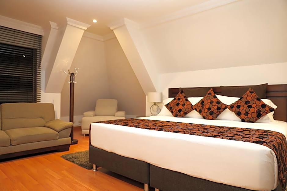 Suites 108