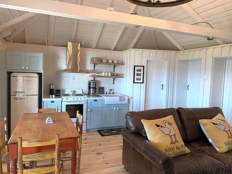 Au Pic de l'Aurore Motel-Chalets