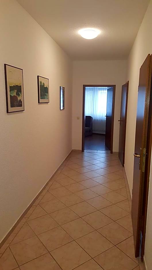 Zdjęcie 1 z 18 — 3 Bedroom Apartment