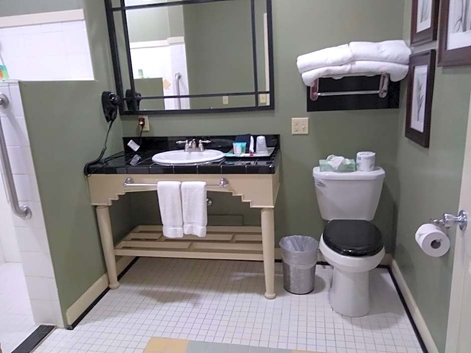 Southern Comfort Suites