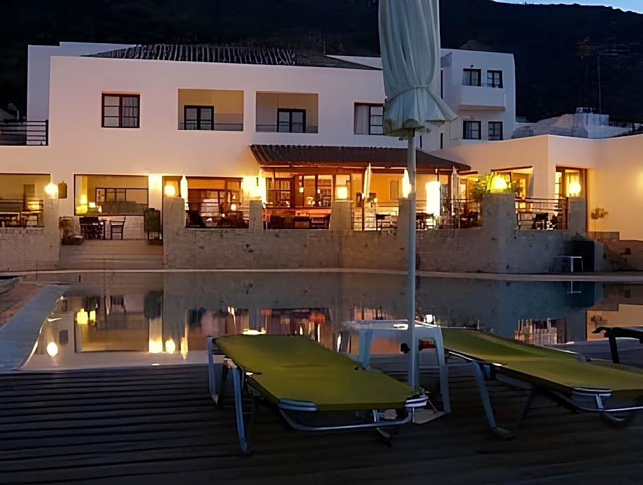 Amazones Village Suites