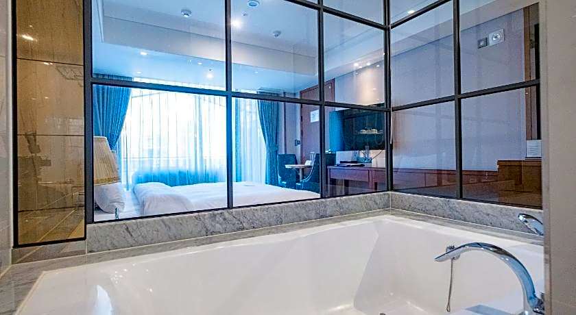 Dyne Oceano Hotel