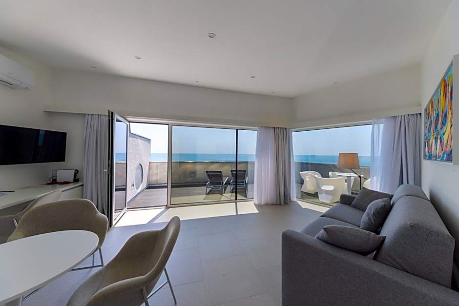 RIVALMARE BEACH Boutique Hotel