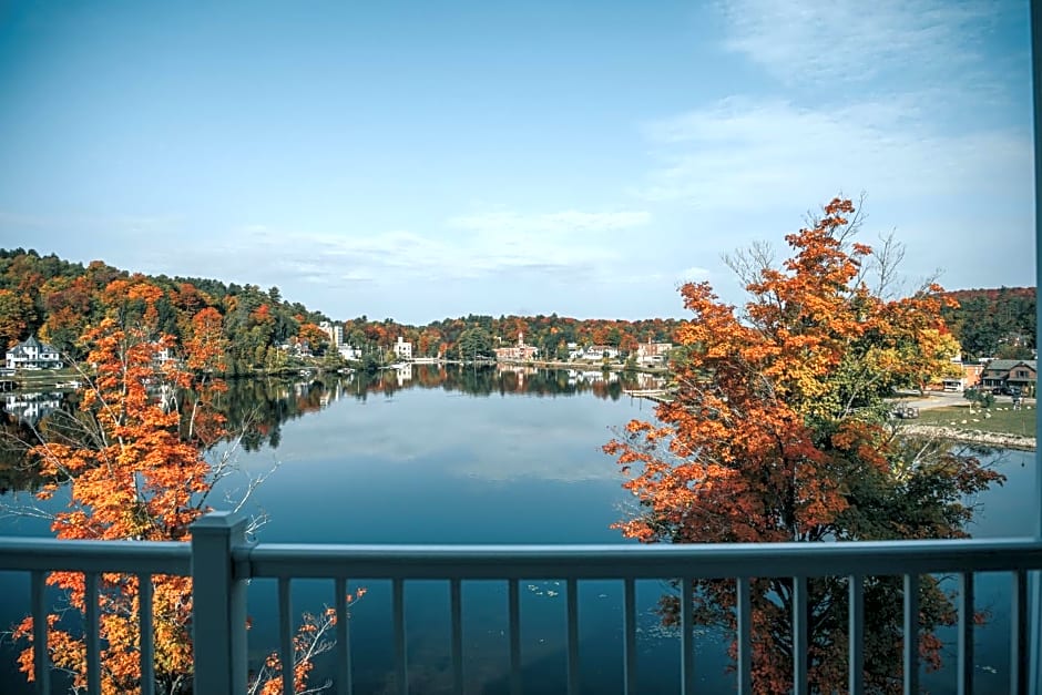 voco Saranac Lake NY - Waterfront By IHG