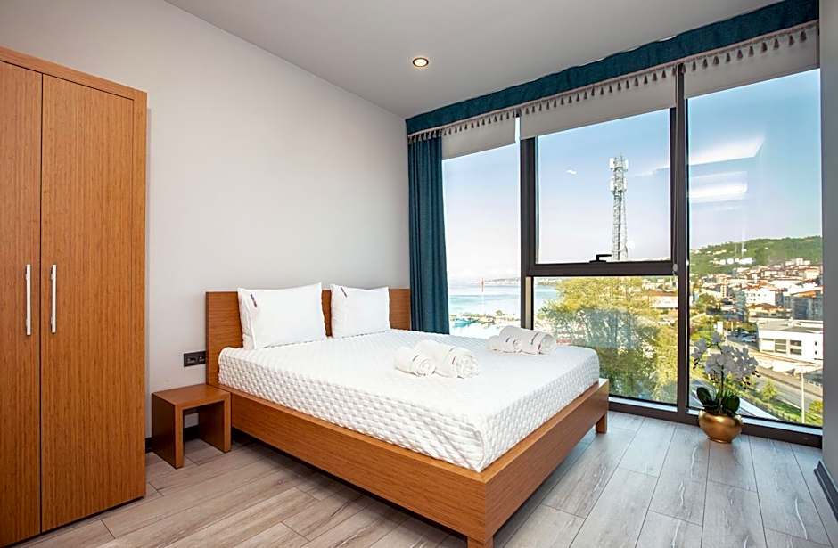 Marina Green Suite & Residence