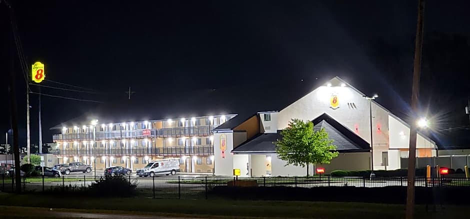 Super 8 by Wyndham Vandalia/Dayton International Airport