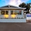 Coastal Breeze Inn