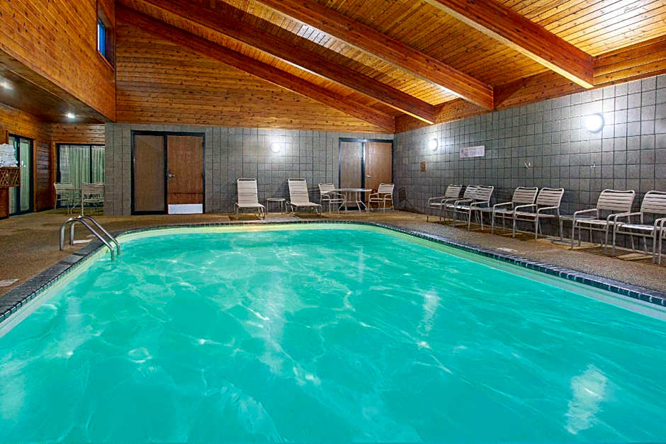 AmericInn by Wyndham Cloquet