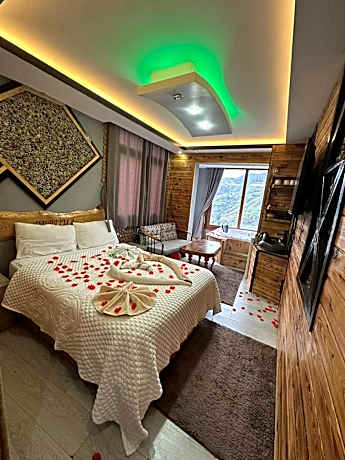 Deluxe Double Room with Bath