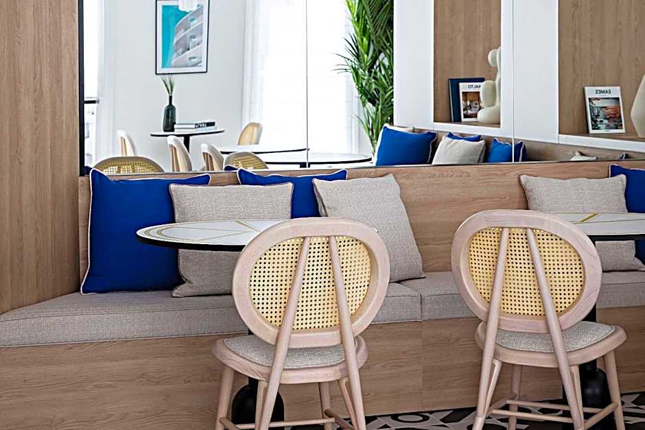 Le Riviera Collection, Signature Collection by Best Western