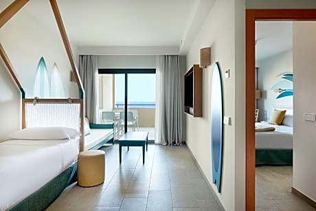 Family Suite with Sea View