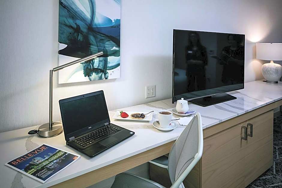 Hilton Garden Inn Seattle/Bellevue Downtown