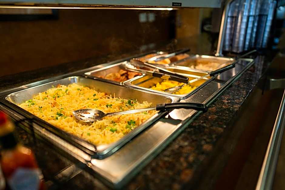 Crystal Inn Hotel & Suites - West Valley City