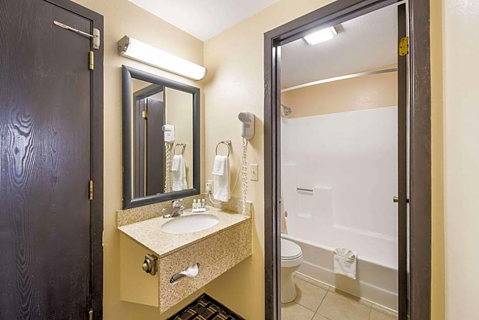 Quality Inn Clovis
