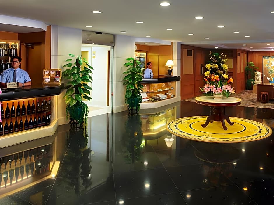 Golden Crown China Hotel