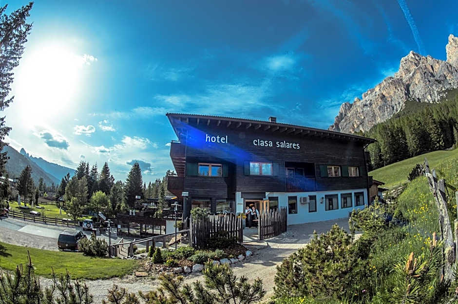Hotel Ciasa Salares
