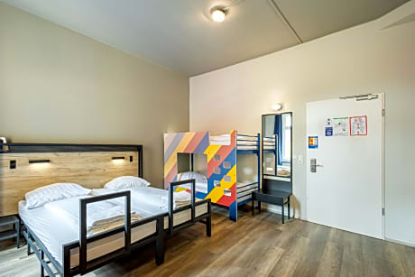 Bed in 6-Bed Dormitory Room