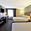 Holiday Inn Express Romulus / Detroit Airport By IHG