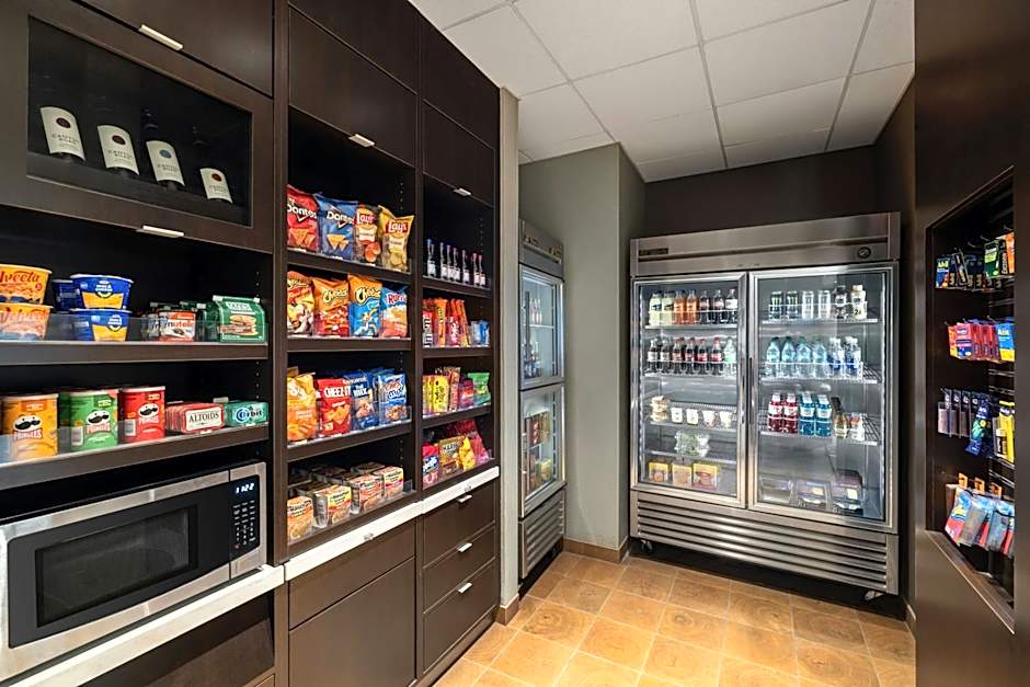 Courtyard by Marriott Omaha Bellevue at Beardmore Event Center