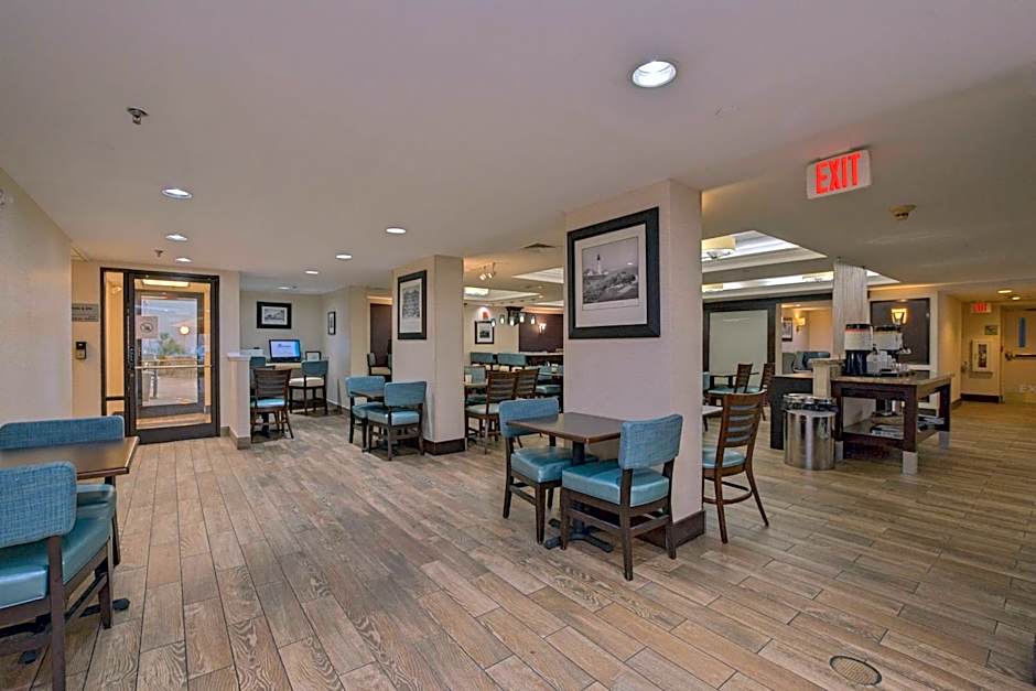 Hampton Inn By Hilton Portsmouth Central
