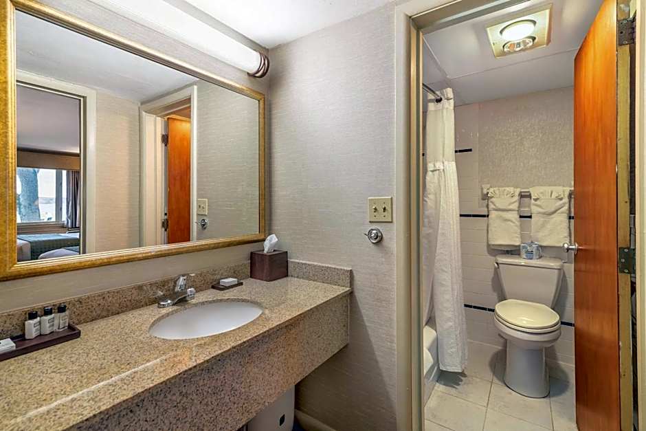 The Inn at Gran View Ogdensburg, Ascend Hotel Collection