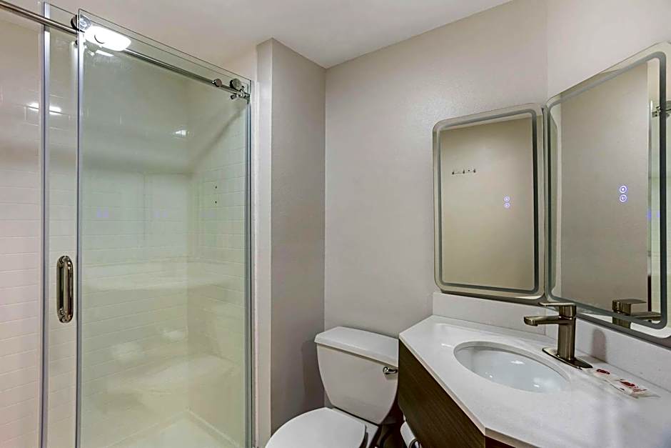 Comfort Inn & Suites Harrisburg-Hershey North