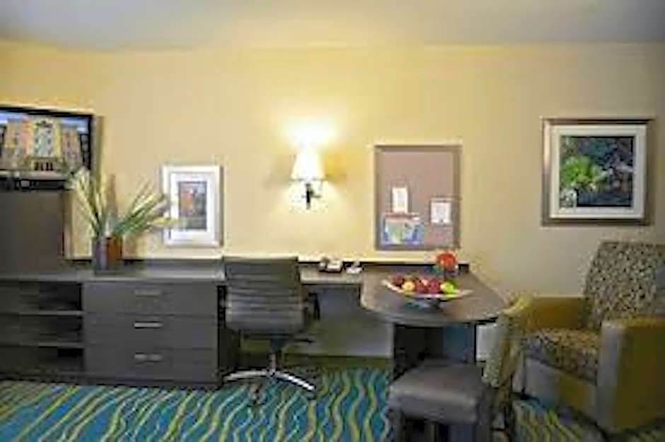 Candlewood Suites Denver Northeast - Brighton By IHG