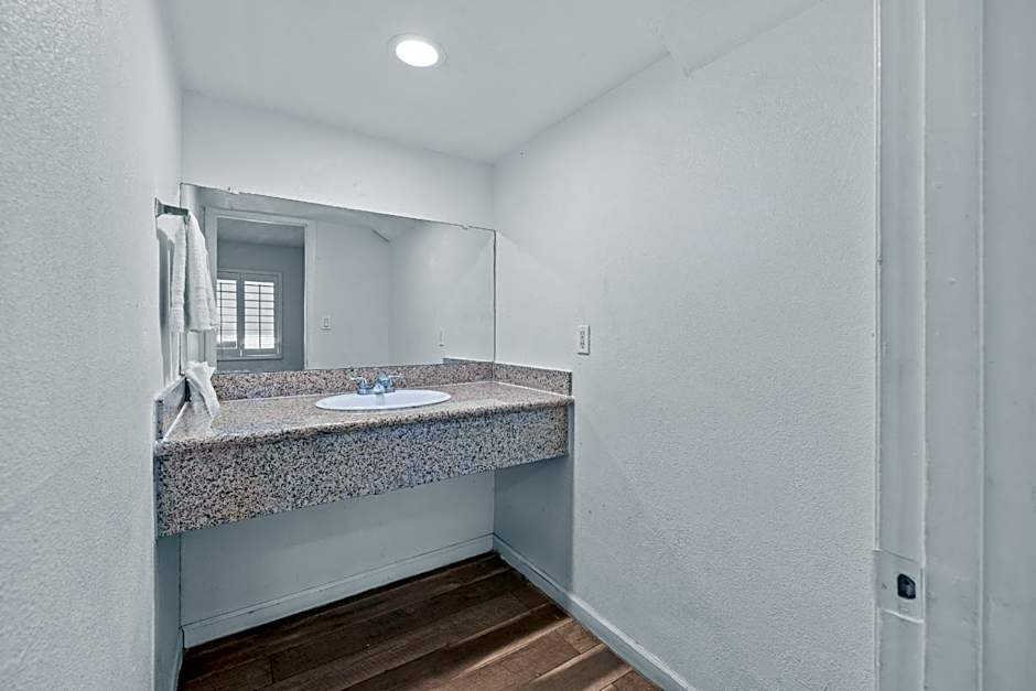 American Executive Inn Mesa