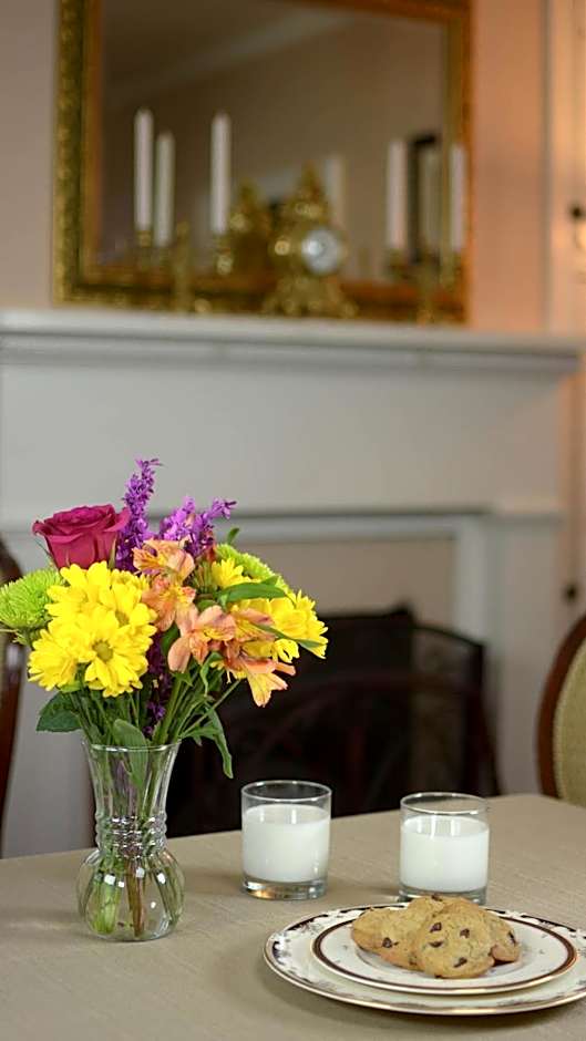 Lightner Farmhouse B&B