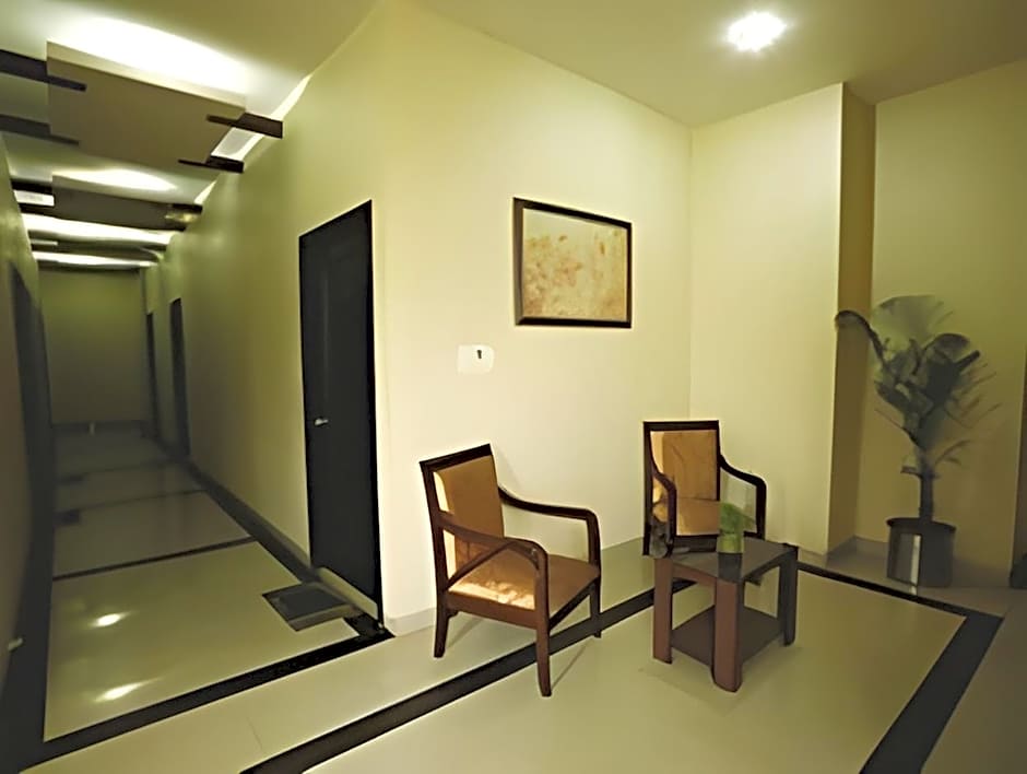 Hotel Sarovar Regency
