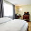 Hotel Altmünchen by Blattl