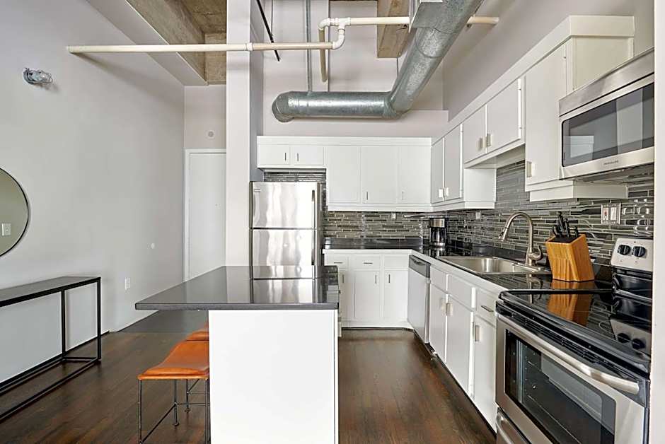 Reside Houston Downtown, a Wyndham Residence